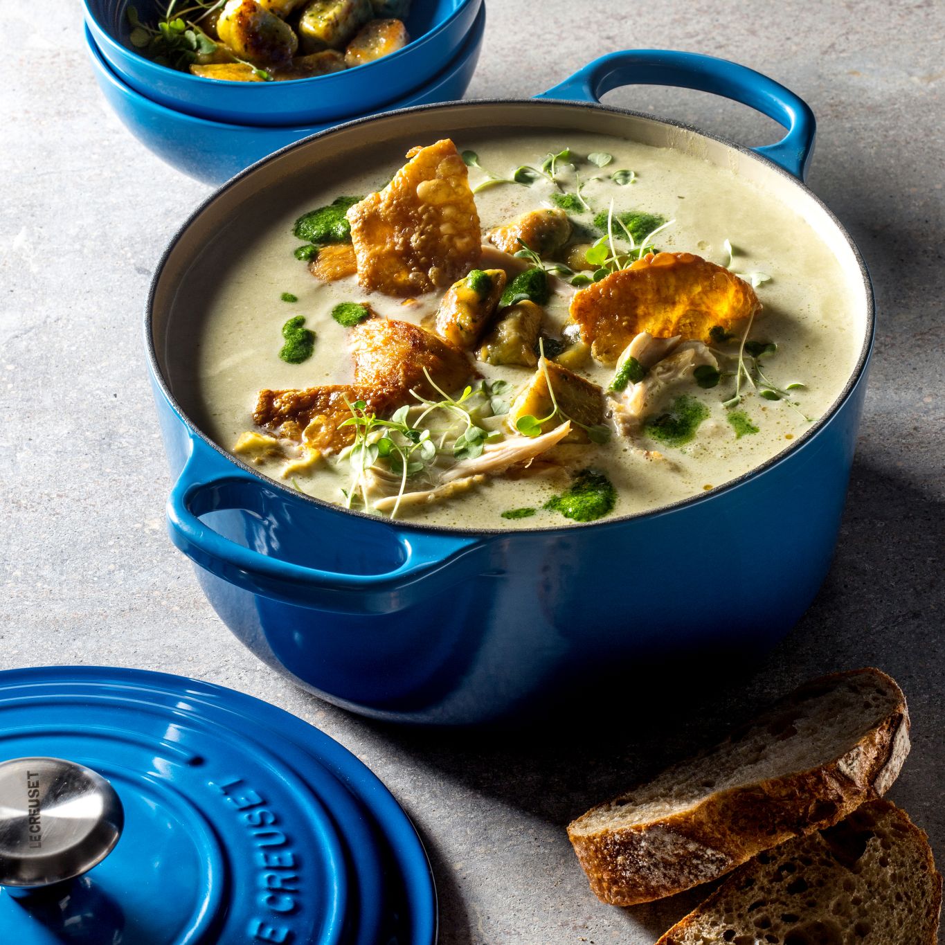 Le Creuset-Le Creuset Signature Cast Iron Round Casserole 20cm Marseille Blue